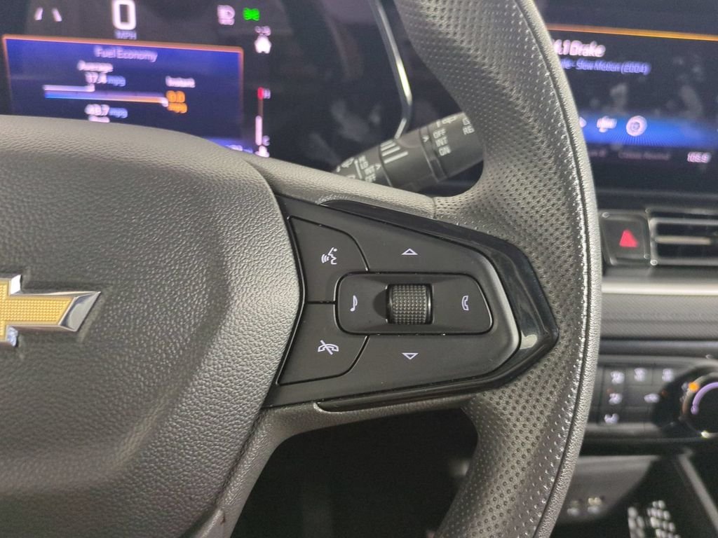 Used 2025 Black Chevrolet LT image 41