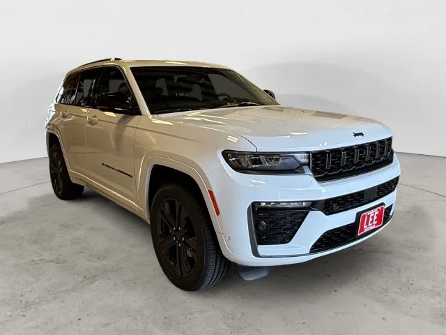 New 2027 White Jeep Limited Reserve image 8