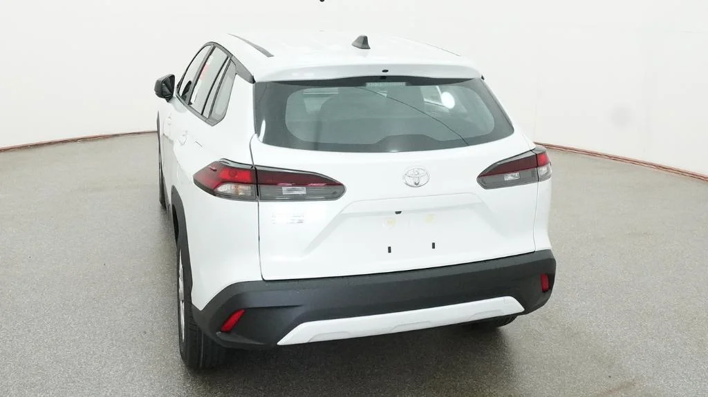 New 2026 Wind Chill Pearl Toyota L image 4