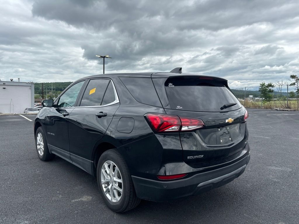 Used 2022 Black Chevrolet LT image 5