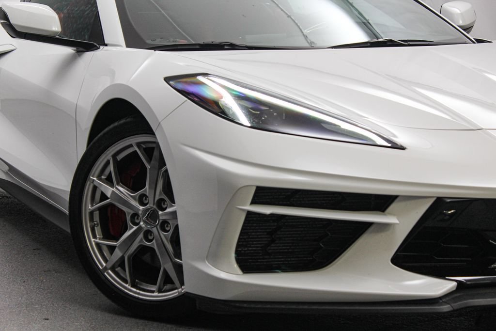 Used 2022 ARCTIC WHITE Chevrolet 3LT image 3