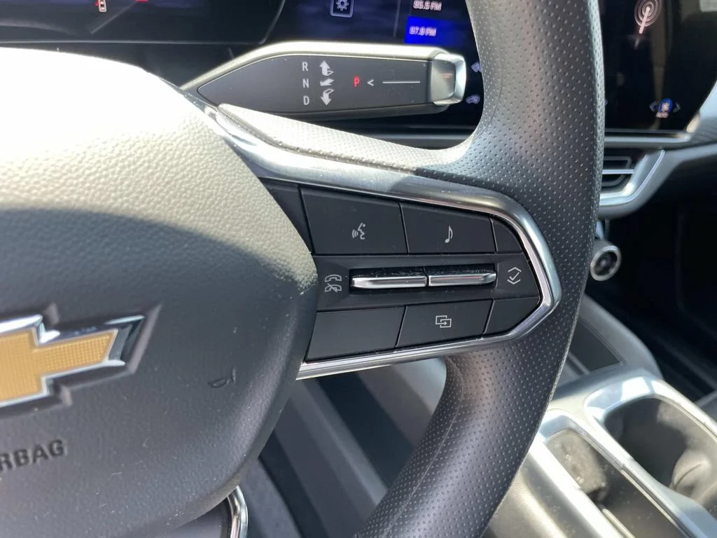 Used 2025 Riptide Blue Metallic Chevrolet LT image 20