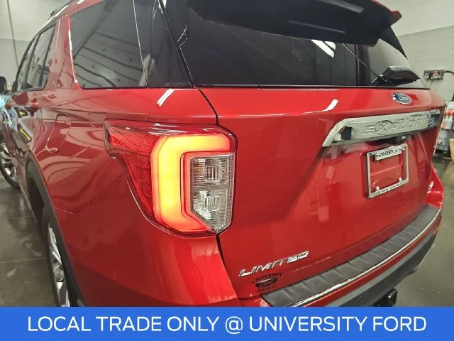 Used 2023 Red Ford Limited image 33