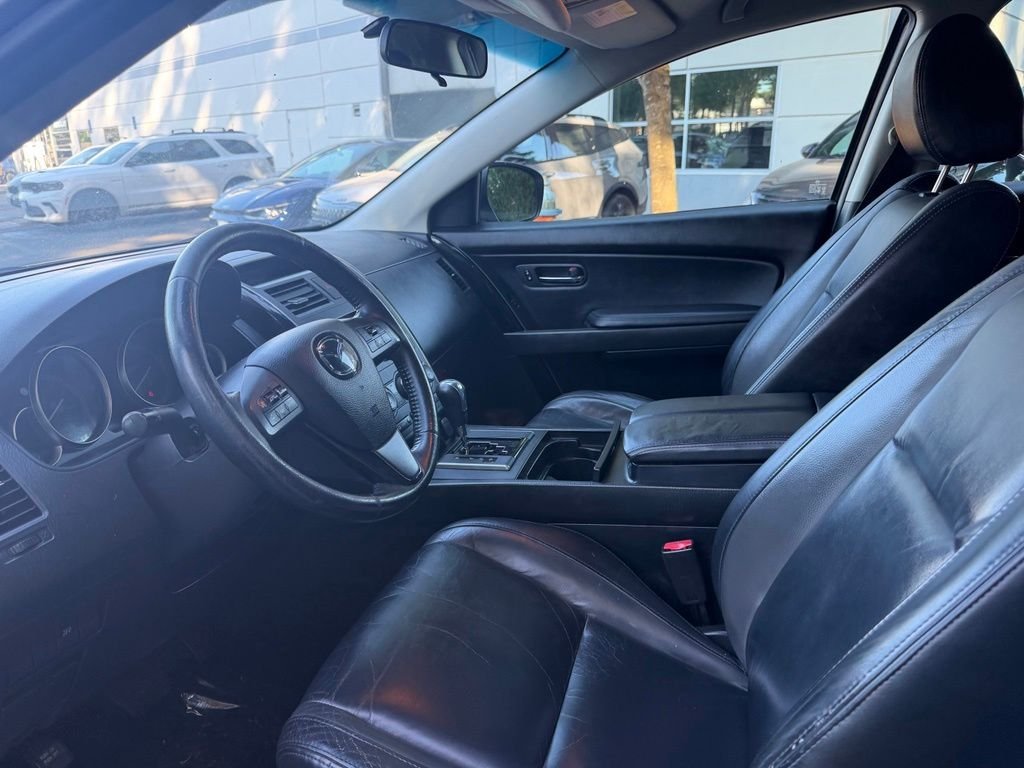 Used 2011 Liquid Silver Metallic Mazda Touring image 12