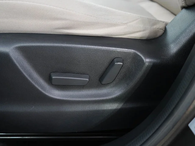 Used 2016 Titanium Flash Mica Mazda Touring image 27