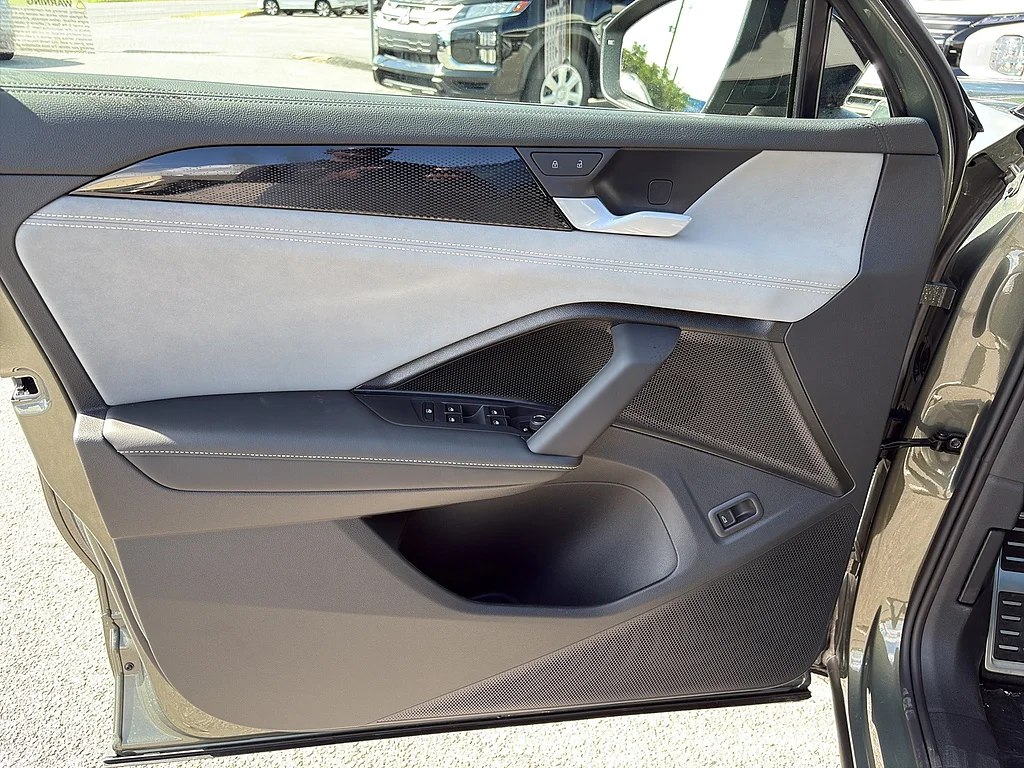 New 2026 Avocado Green w/ Deep Black Roof Volkswagen SE R-Line Black FWD image 29