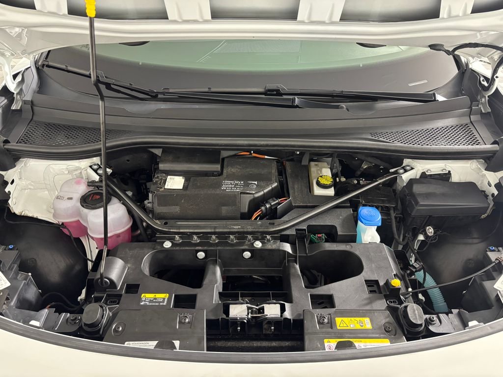 Used 2023 Pure White Volkswagen Pro image 19