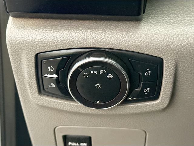 Used 2018 Silver Ford XL image 11