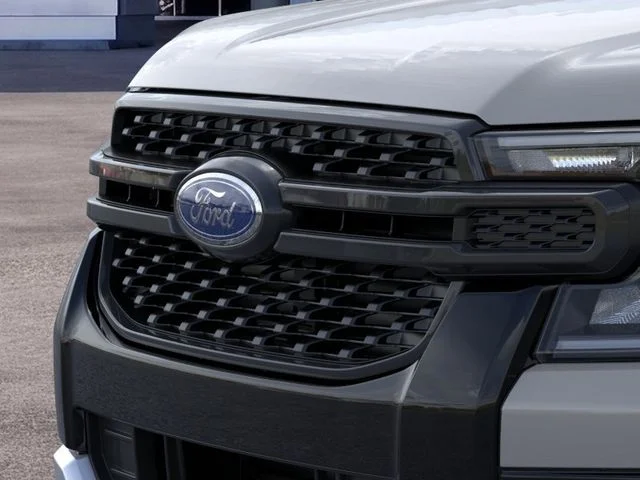 Used 2026 Avalanche Ford XLT image 17