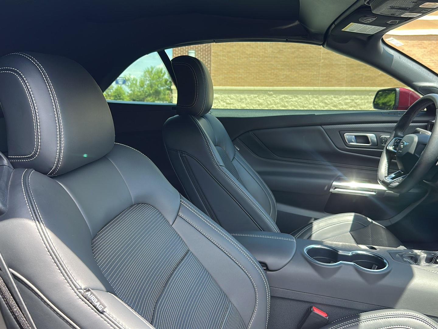 Certified Used 2025 Molten Ford GT Premium image 23