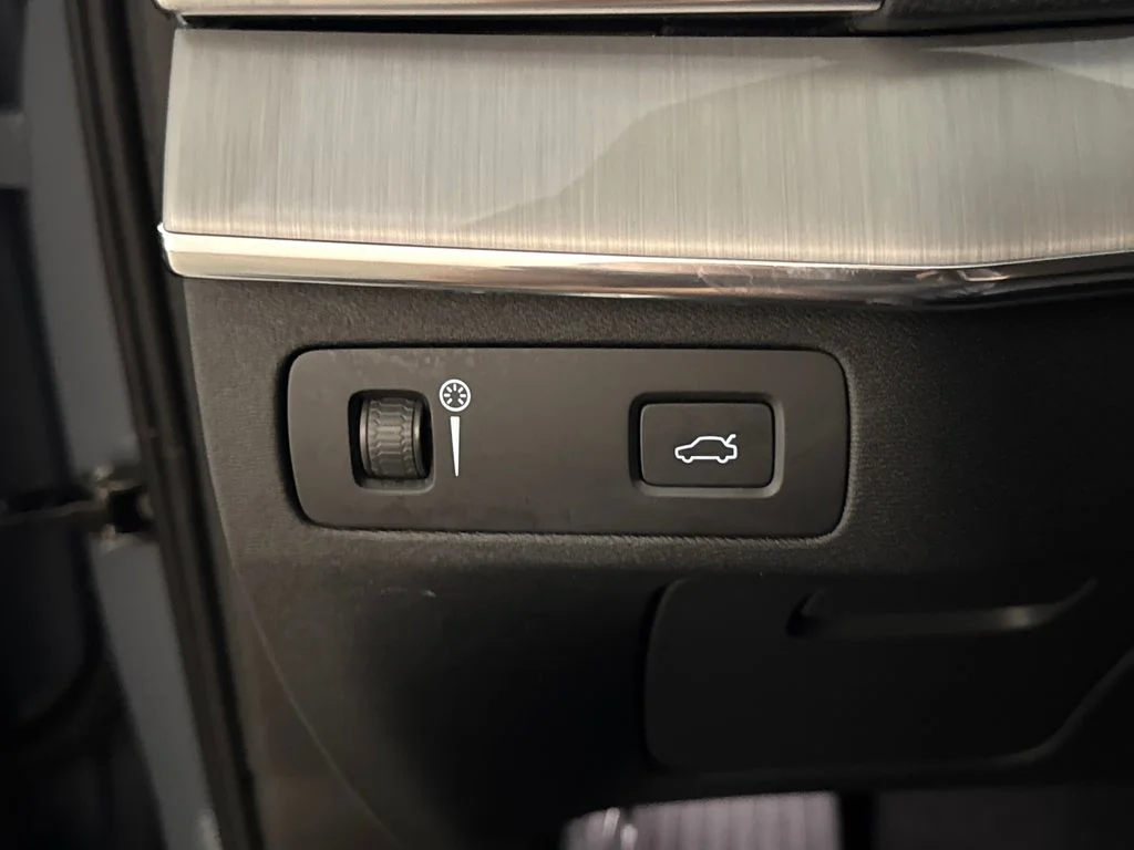 Certified Used 2021 Gray Volvo T5 Momentum image 14