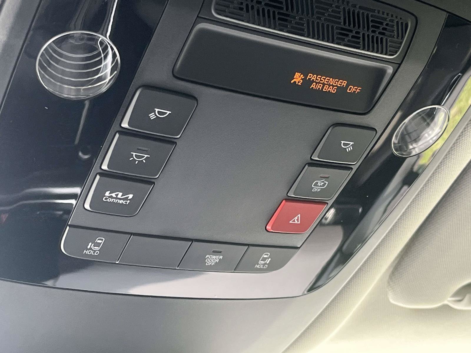 New 2026 Snow White Pearl Kia LXS image 29