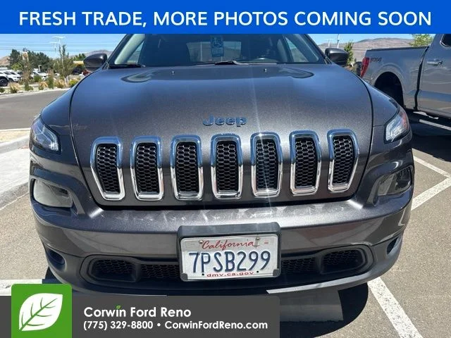 Used 2016 Jeep Cherokee Latitude with VIN 1C4PJMCS8GW263814 for sale in Reno, NV