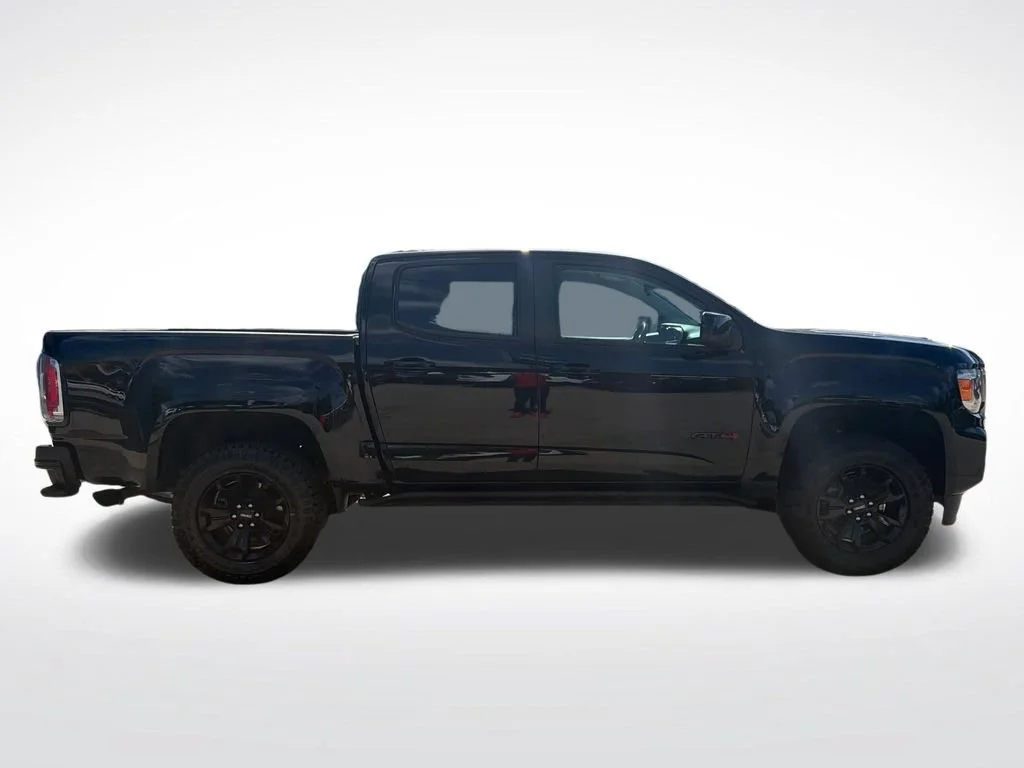 Certified Used 2022 ONYX BLACK GMC 4WD AT4 w/Cloth image 37