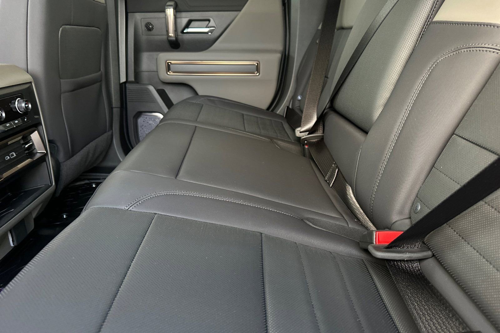 2025 GMC HUMMER EV 2X - Photo 13