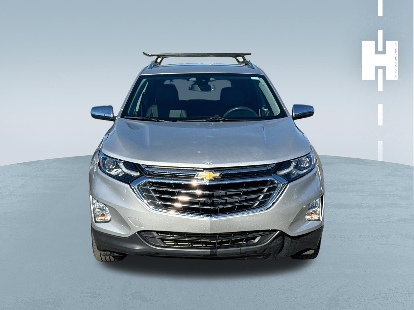 Used 2018 Silver Ice Metallic Chevrolet Premier image 2
