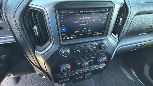 Used 2019 NORTHSKY BLUE METALLIC Chevrolet RST image 15