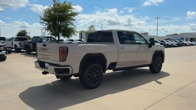 2026 GMC Sierra 2500HD AT4 - Photo 8