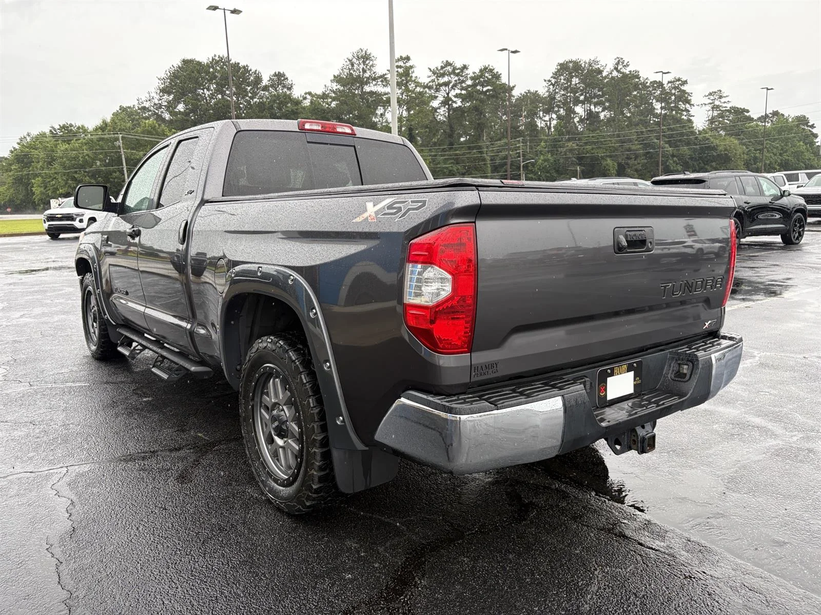 Used 2017 Gray Toyota SR5 5.7L V8 image 10