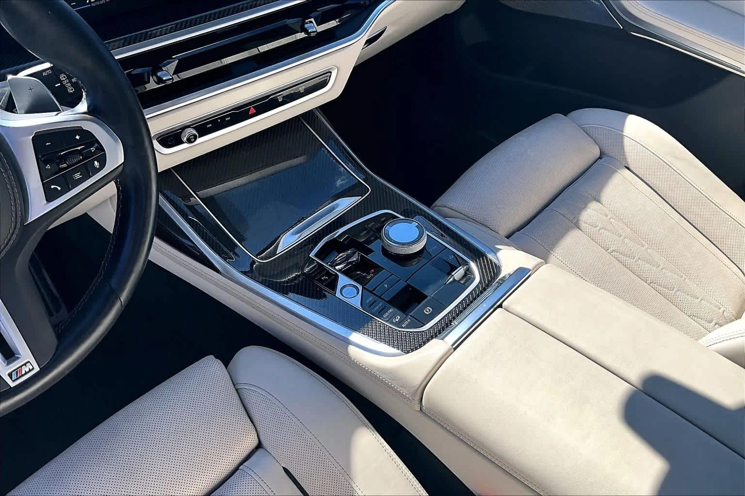 Used 2024 Black Sapphire Metallic BMW M60i image 17