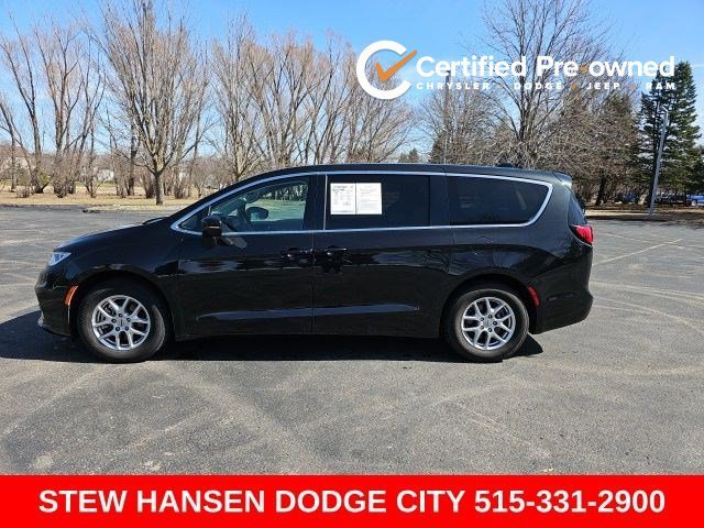 2023 Chrysler Pacifica Touring L