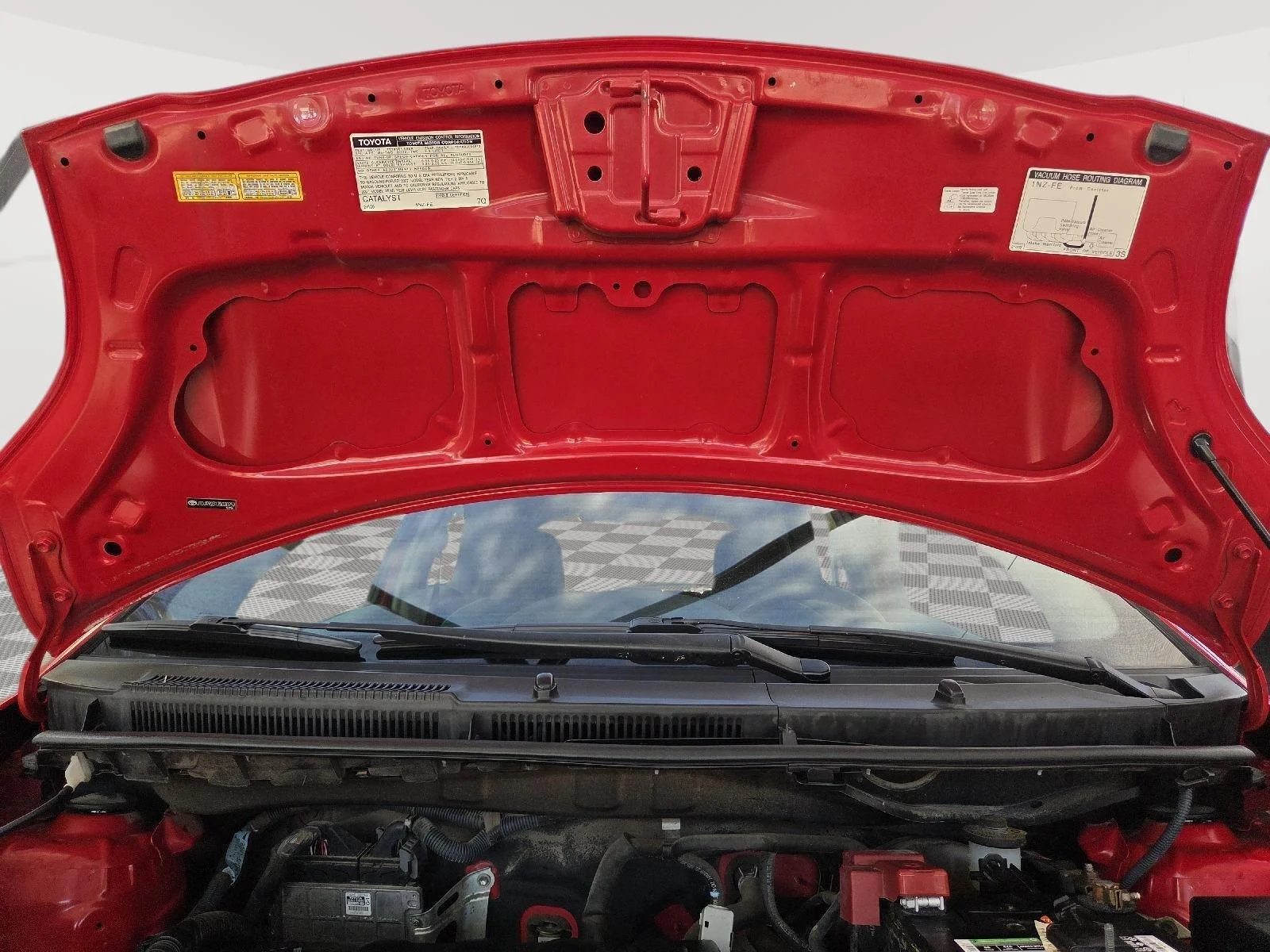 Used 2007 Absolutely Red Toyota Base image 20