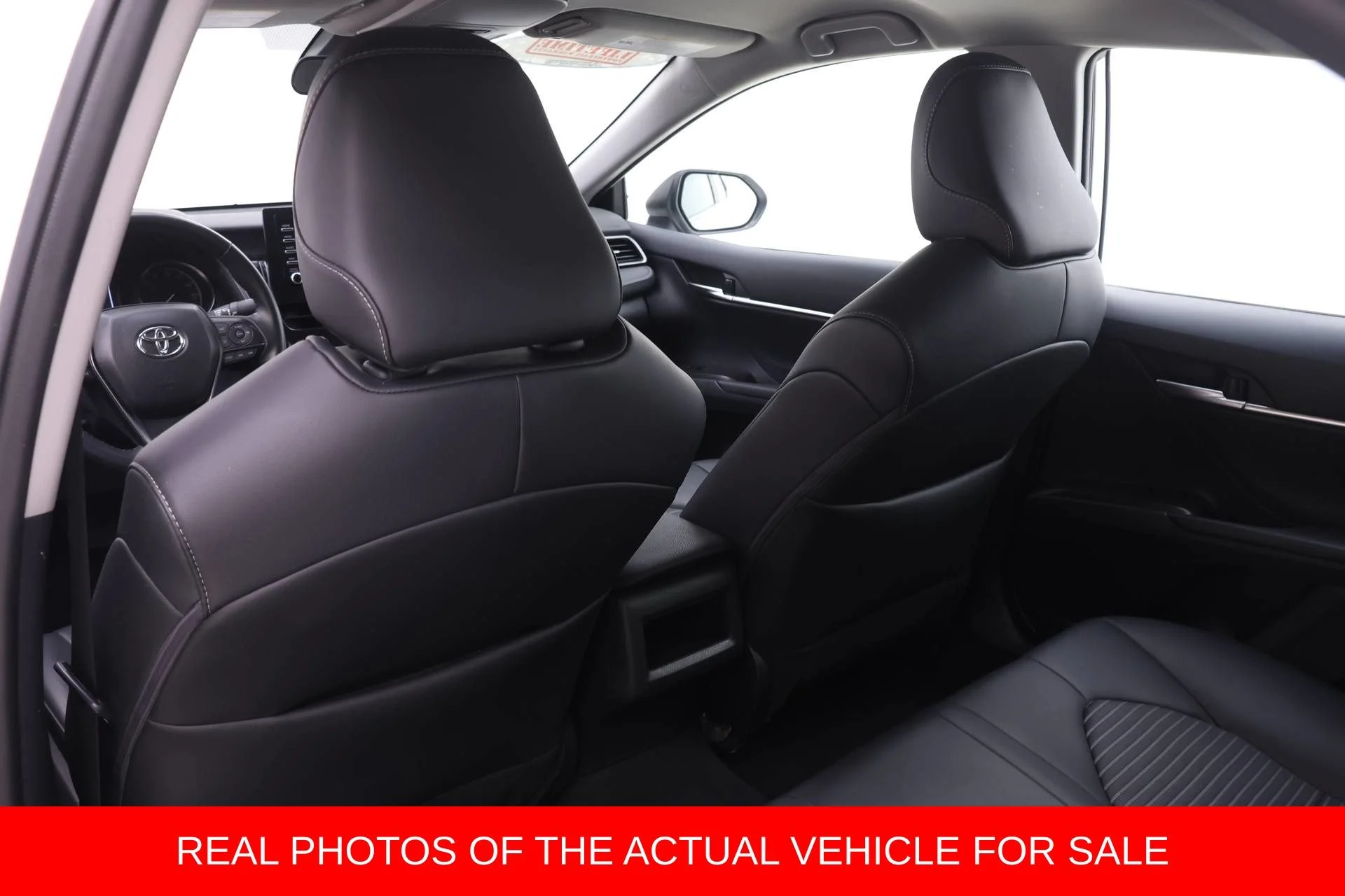 2024 Toyota Camry SE - Photo 14