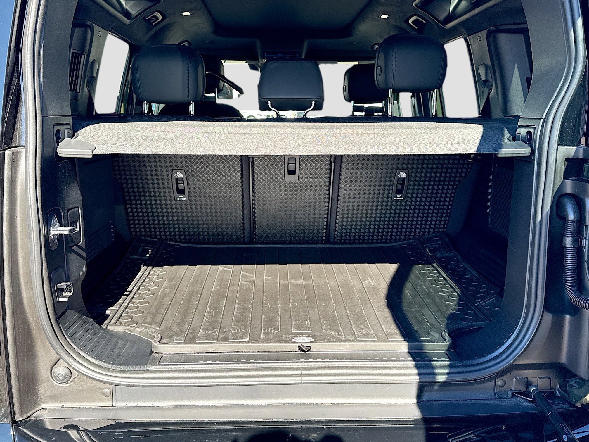 2026 Land Rover Defender X - Photo 12