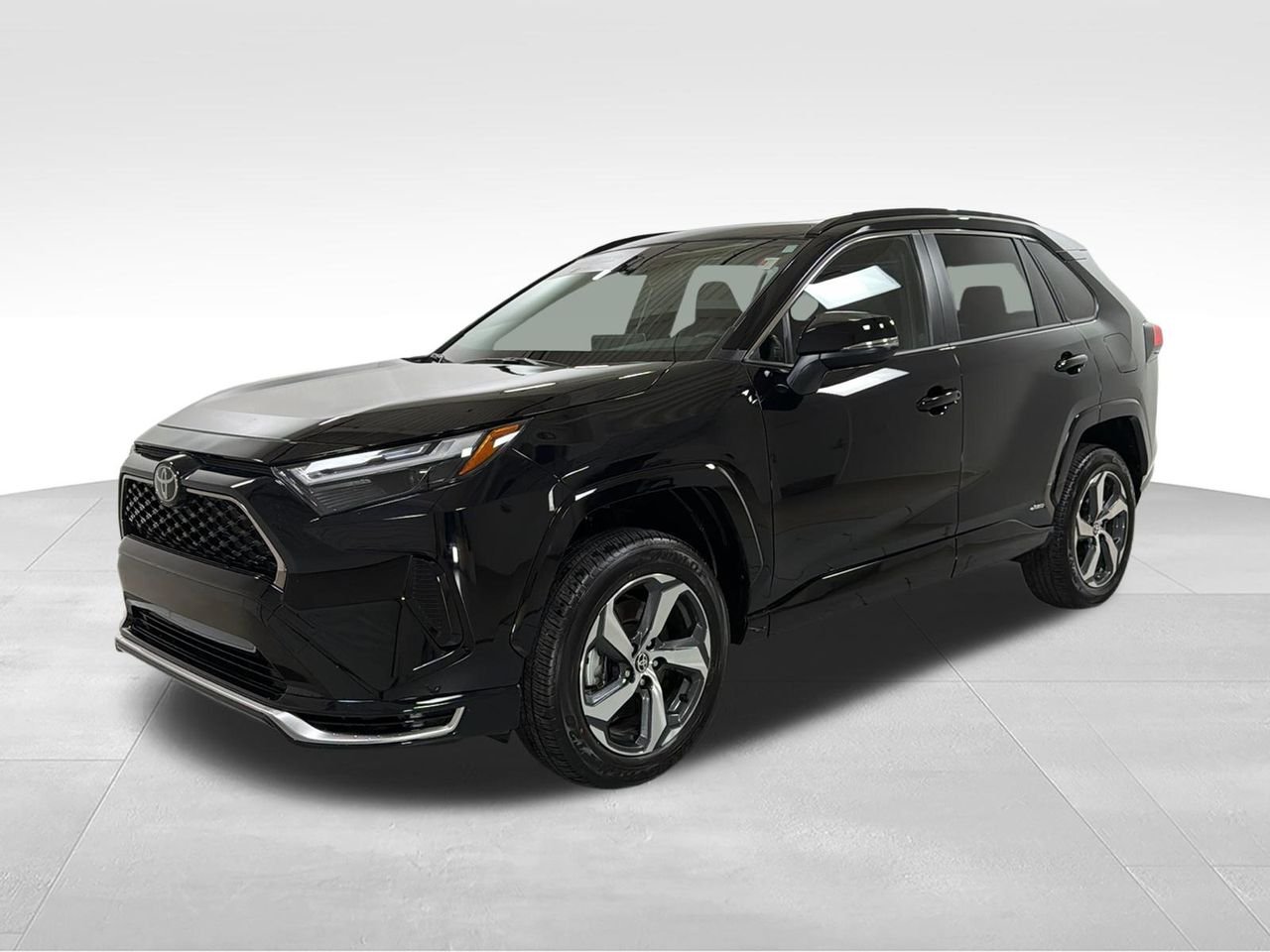 2025 Toyota RAV4 Plug-in Hybrid SE AWD's photo
