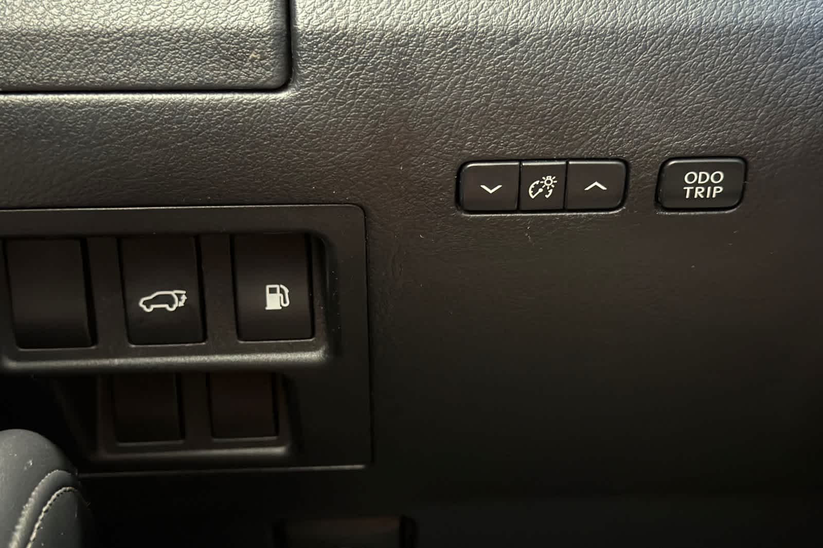 Used 2015 Obsidian Lexus  image 29