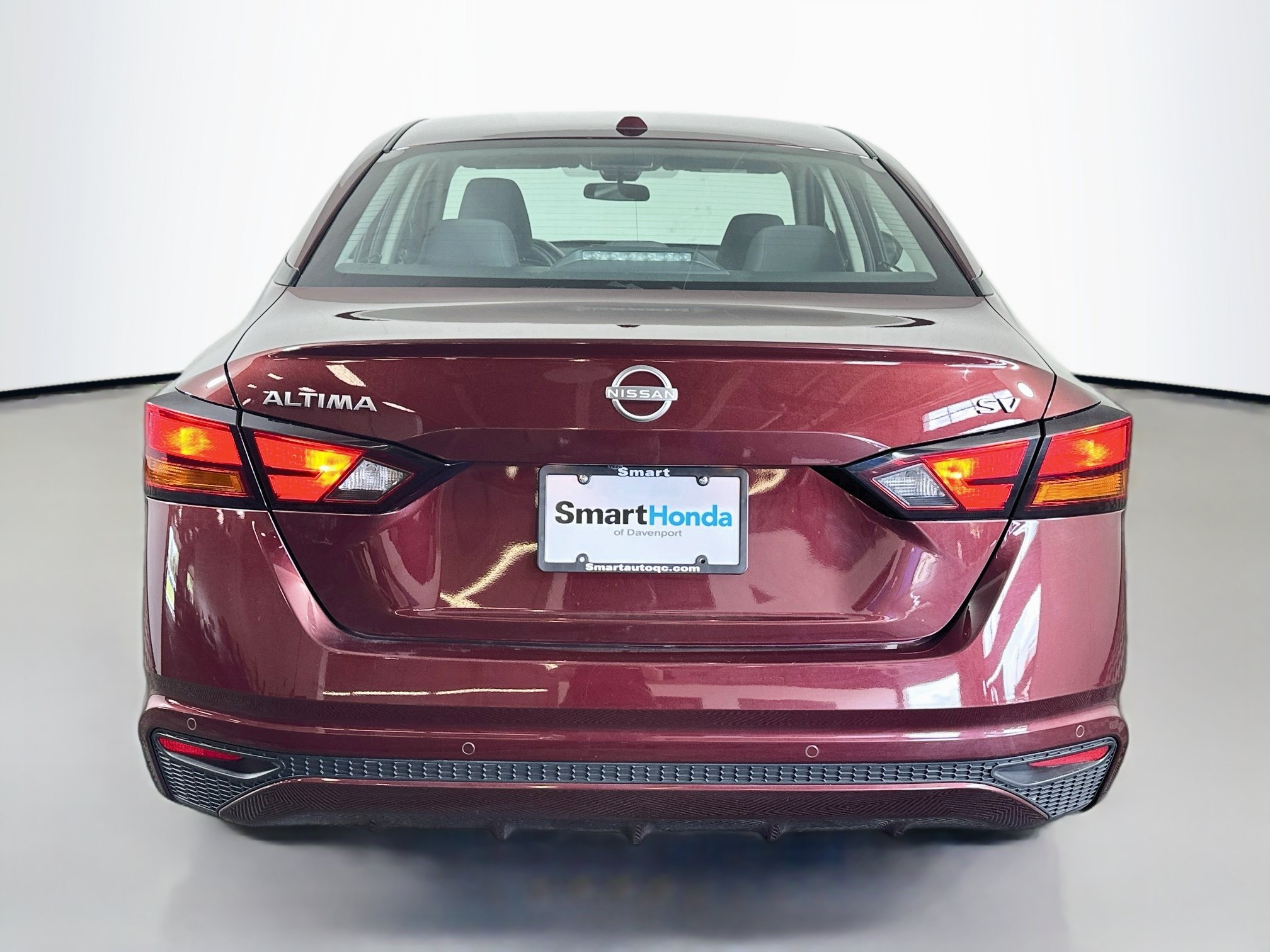 Used 2024 Garnet Pearl Metallic Nissan 2.5 SV image 7