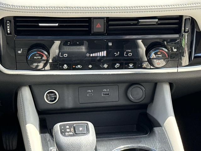 Used 2023 Red Nissan SL image 20
