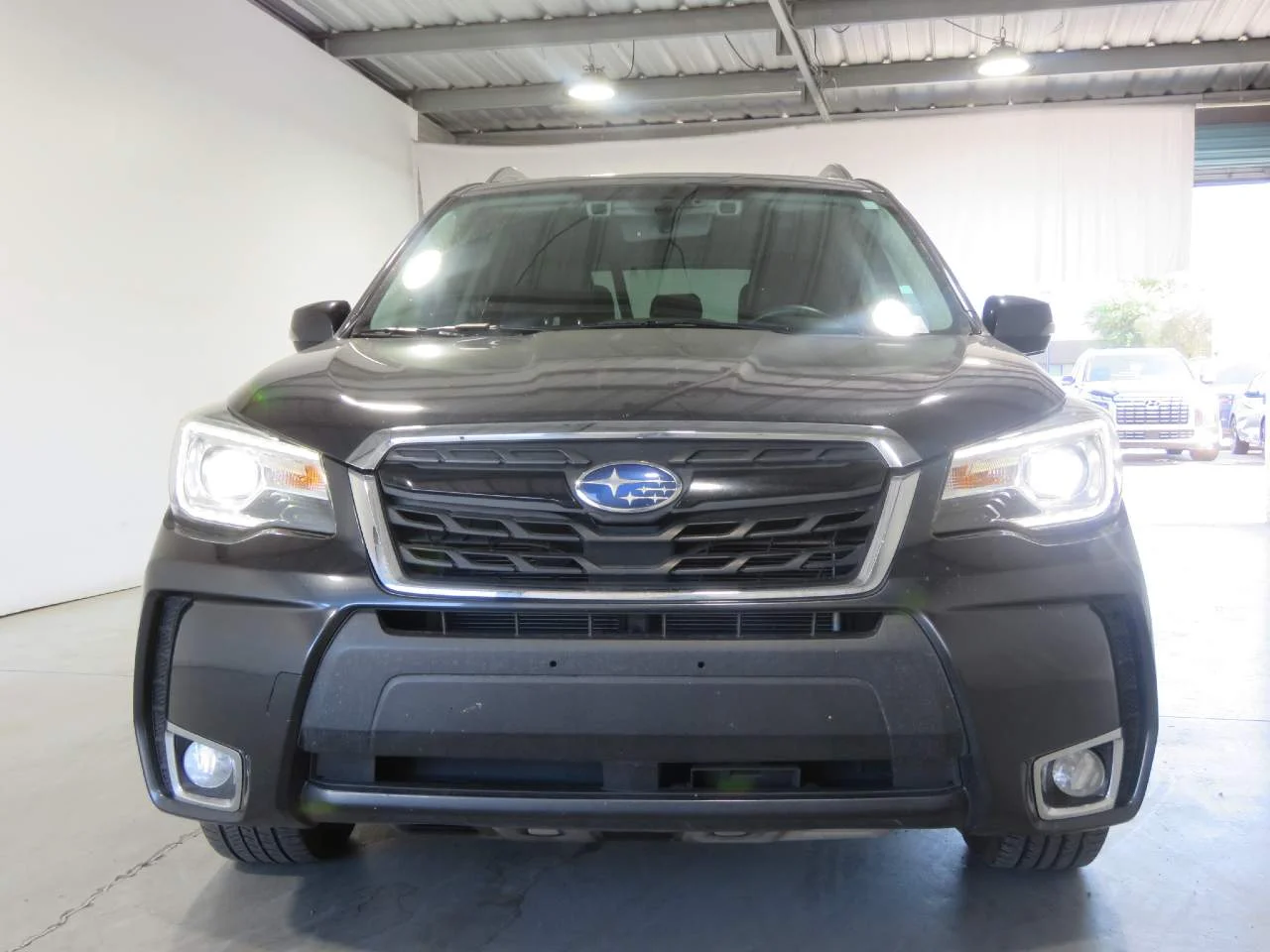 Used 2018 Crystal Black Silica Subaru 2.0XT Touring image 2