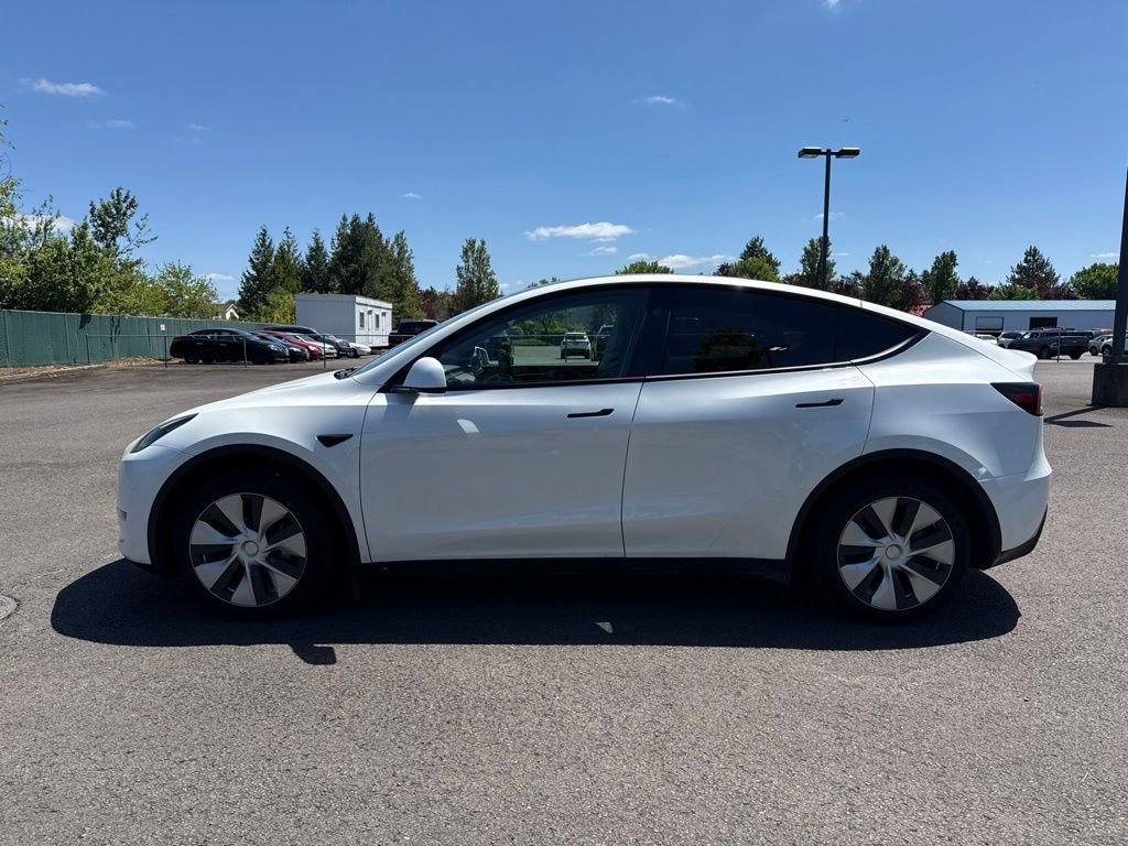 Used 2024 Pearl White Multi-Coat Tesla Long Range image 4