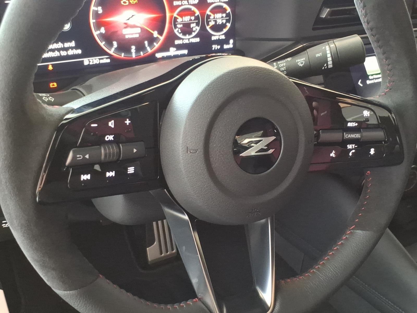 New 2027 Pearl White TriCoat / Super Black Two-tone Nissan NISMO® image 15