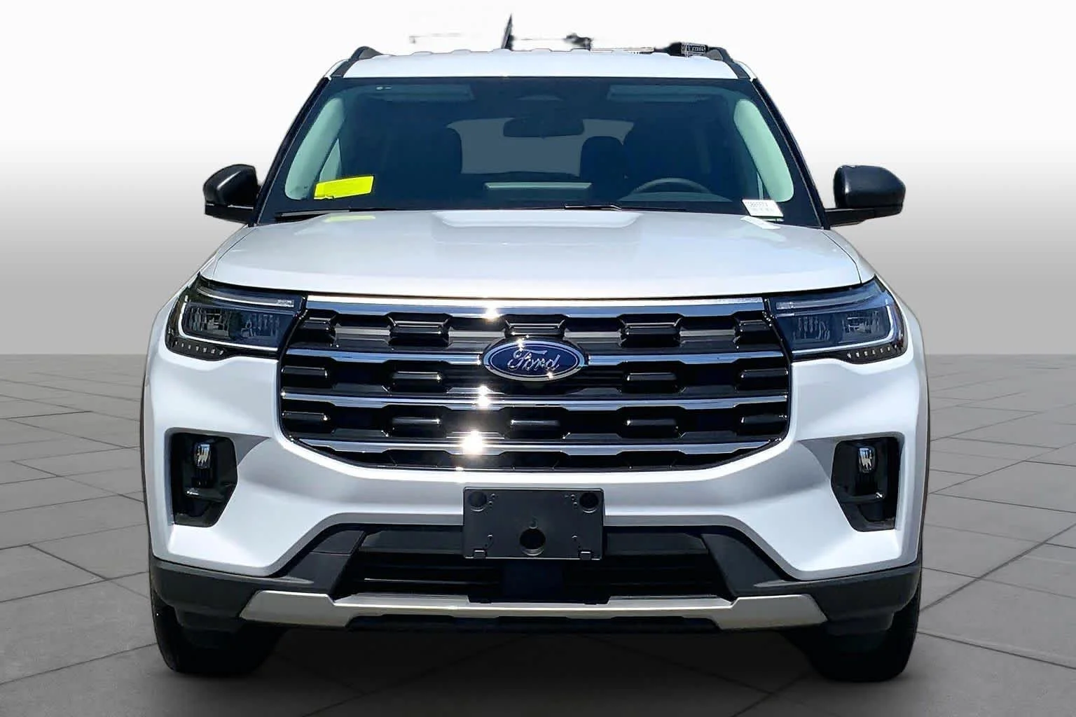 New 2026 Space White Metallic Ford Active image 2