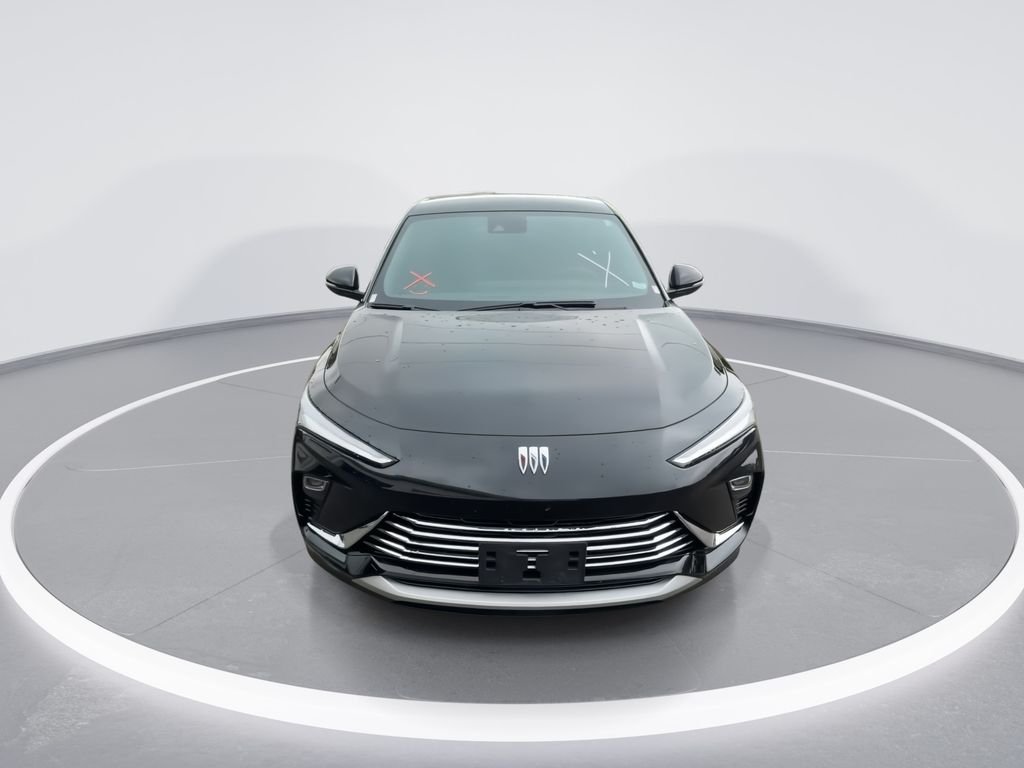 Used 2024 Black Buick Preferred image 3