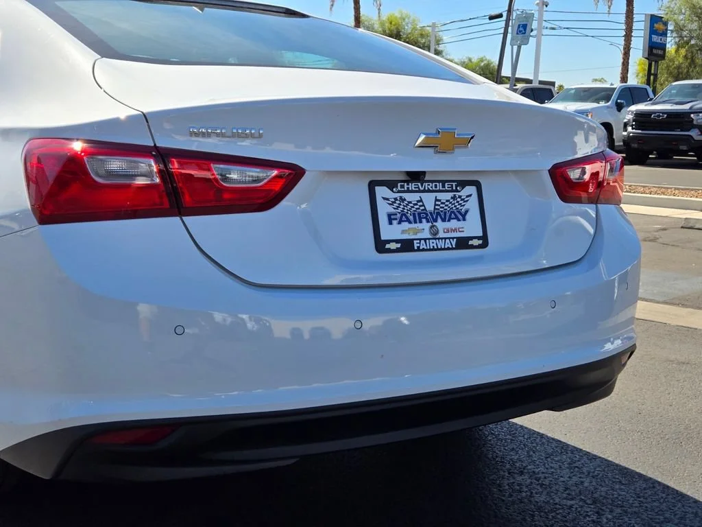 Used 2024 Summit White Chevrolet LS image 5