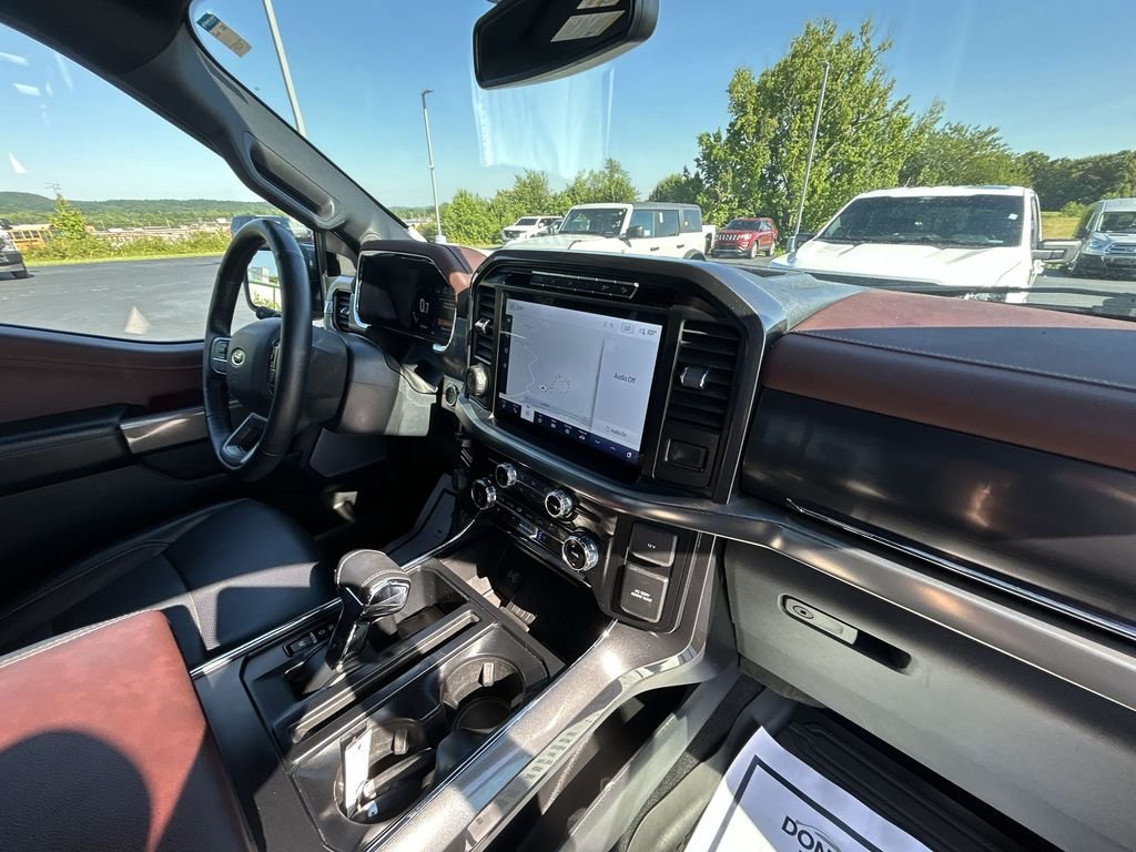 Used 2023 Gray Ford Lariat image 13
