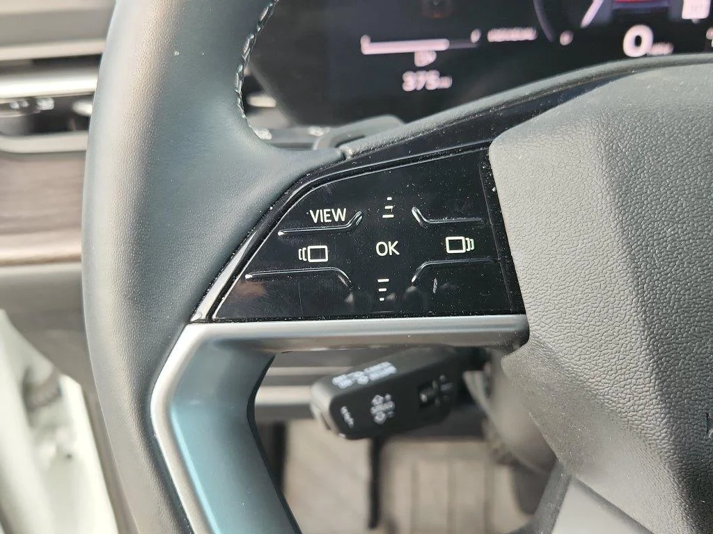 Used 2025 Glacier White Metallic Audi Premium image 19