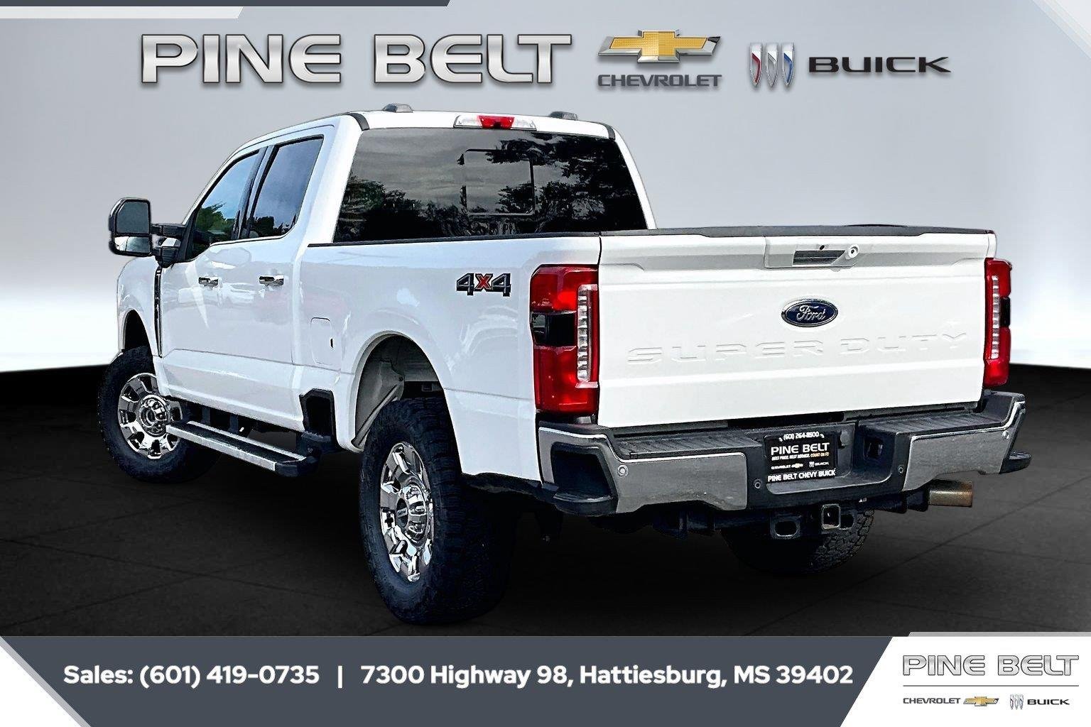 Used 2024 White Ford XL image 2