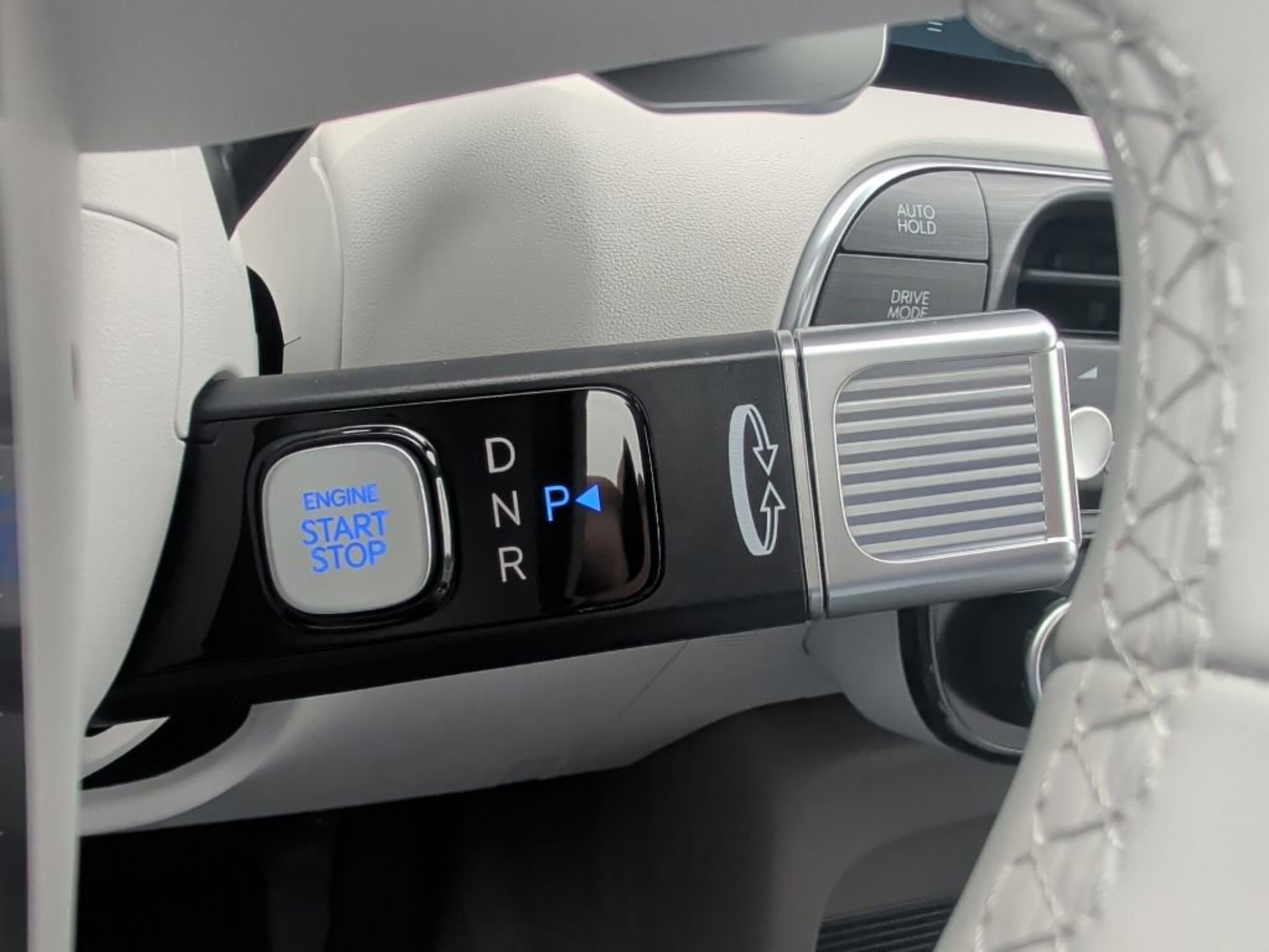 New 2026 Classy Blue Pearl Hyundai Blue SEL Premium 8P image 20