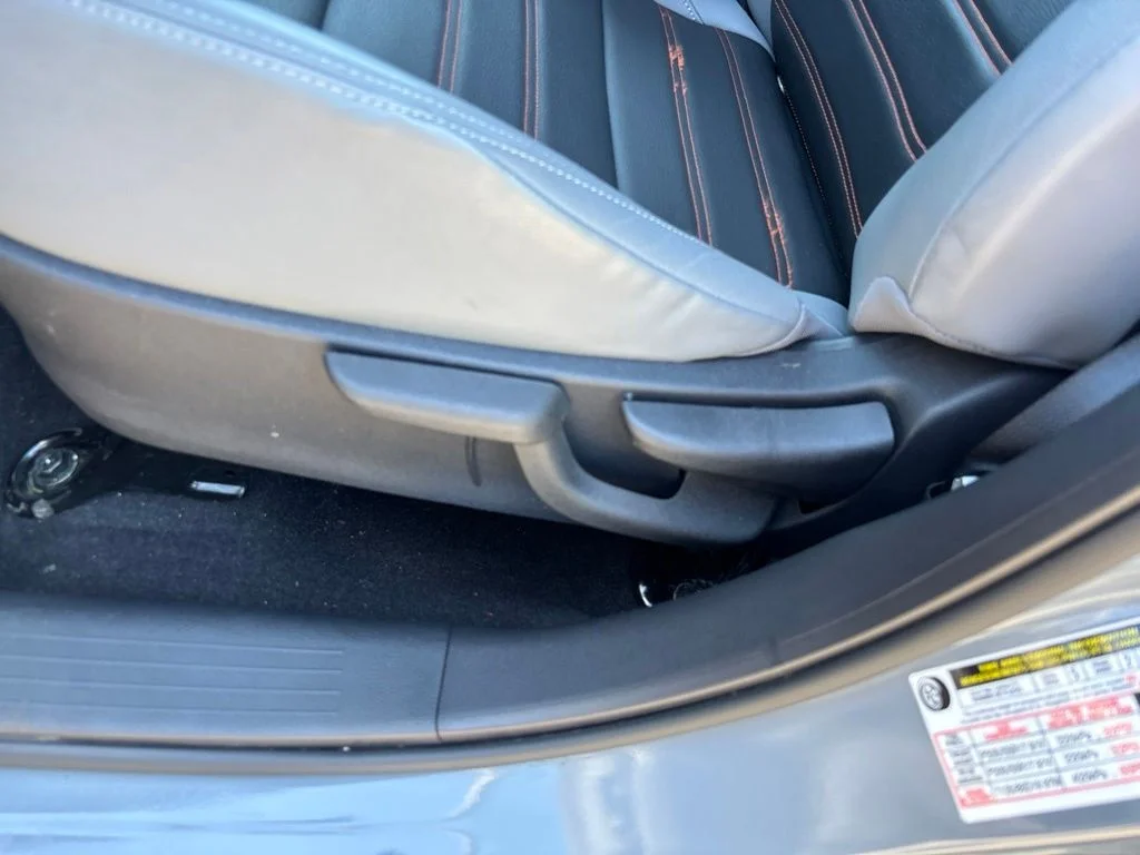 Used 2024 Gray Nissan SR image 12