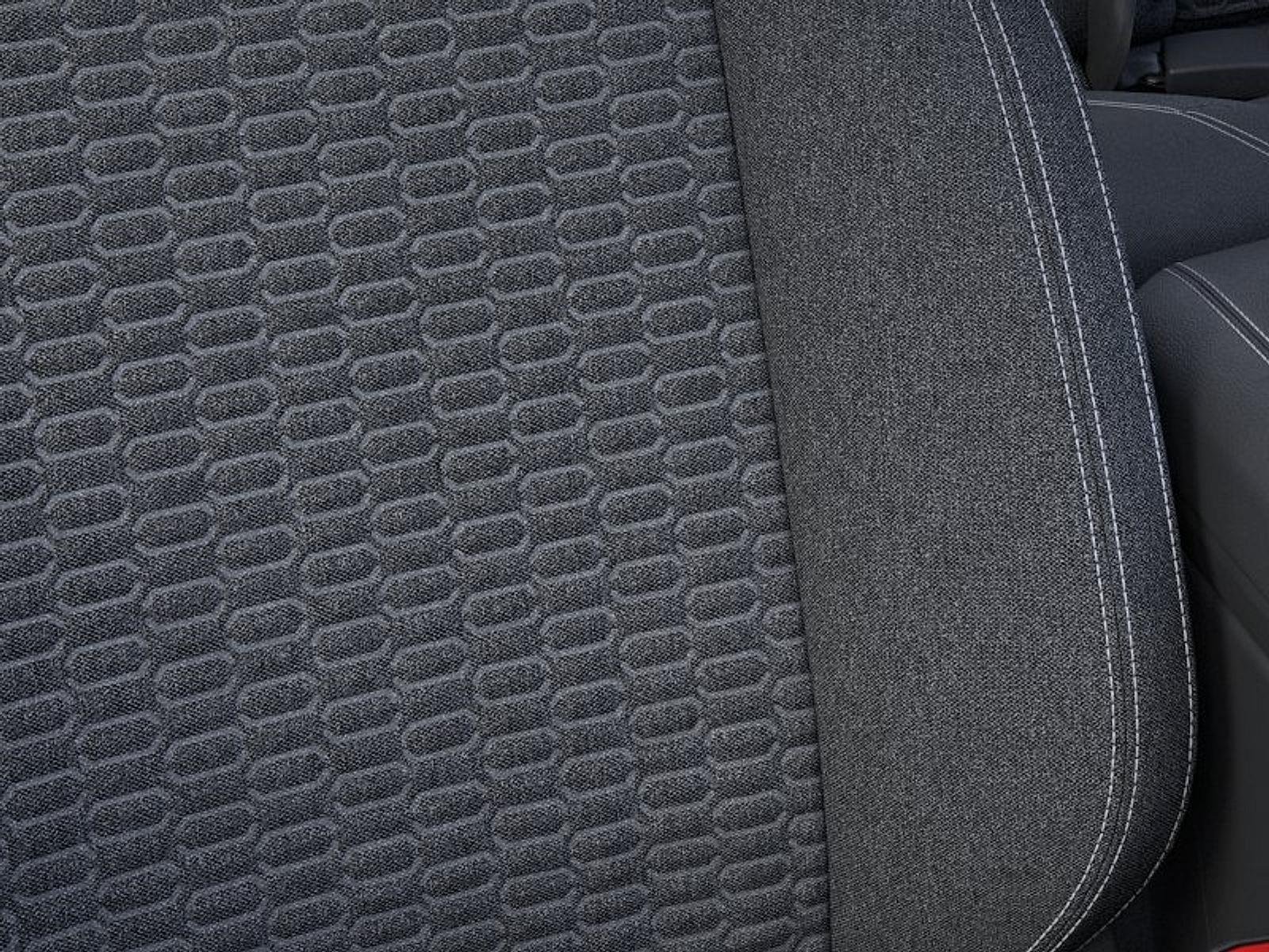 New 2026 Carbonized Gray Metallic Ford XLT image 16