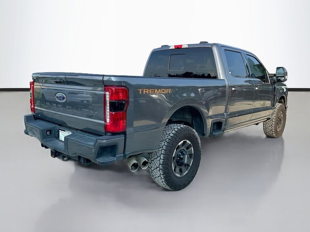 Used 2023 Gray Ford Lariat image 5
