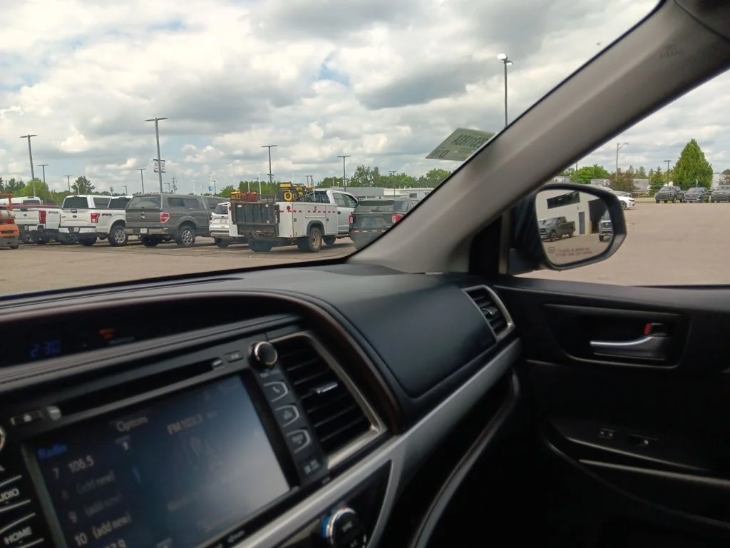 Used 2019 Midnight Black Metallic Toyota XLE image 26