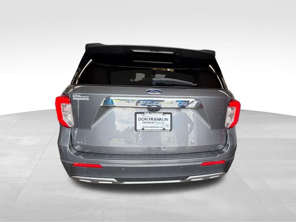 Used 2023 Gray Ford XLT image 5