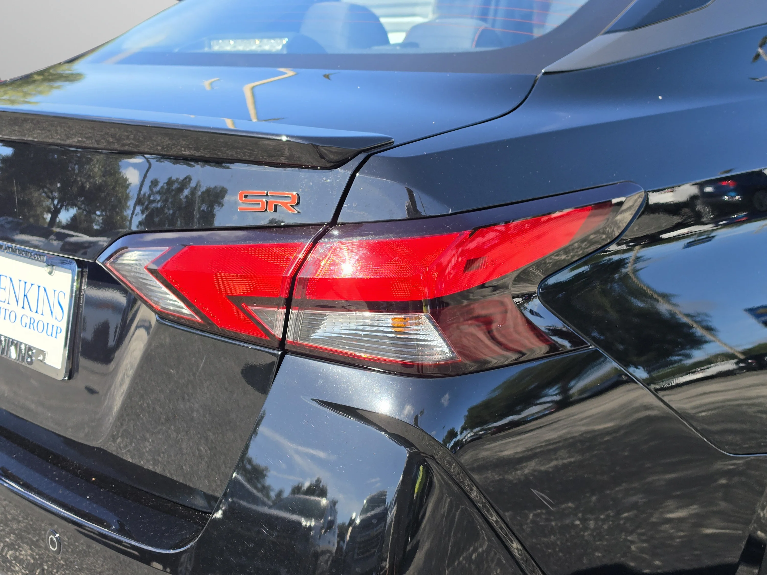 Used 2025 Super Black Nissan SR image 14