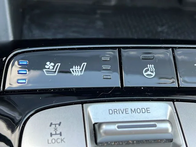 Used 2024 Black Hyundai Limited image 28