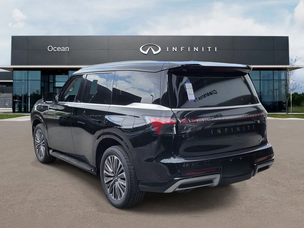 New 2027 Black INFINITI LUXE image 4